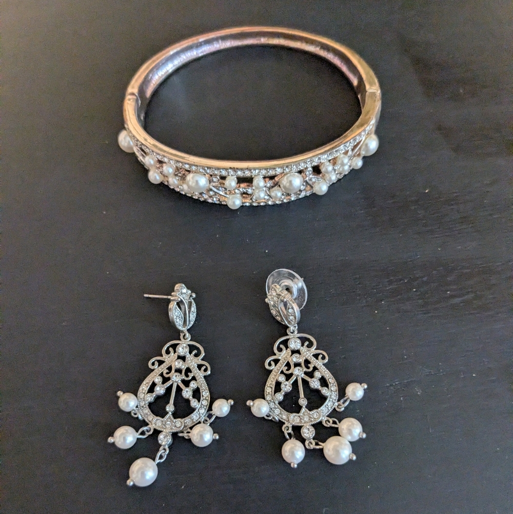 Silver And Faux Pearl & Crystal Bangle and Drop Earrings Set